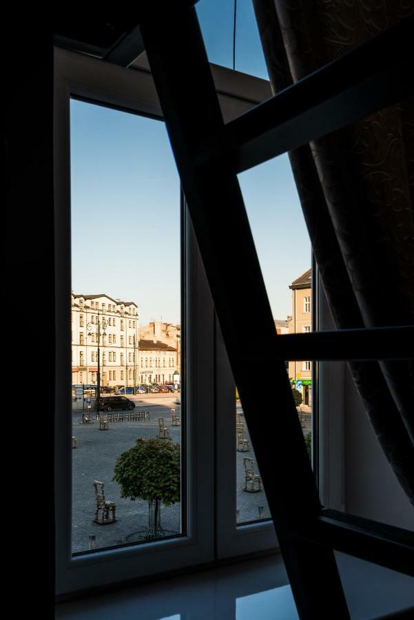 Home Far From Home Krakow Bagian luar foto
